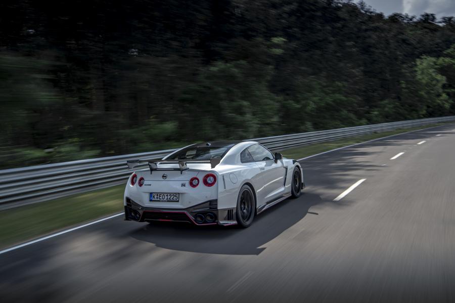  Nissan GT-R Nismo (R35) 2019 года  (WW) (фото 31 из 81)
